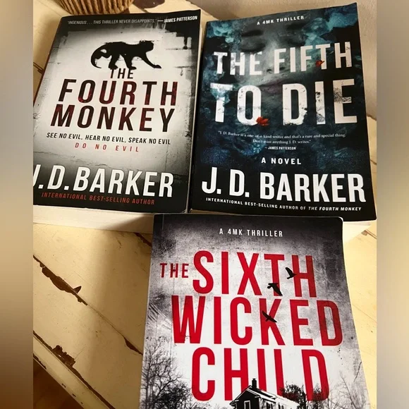 Thriller Collection - Complete 4MK Series. - Picture 3 of 3